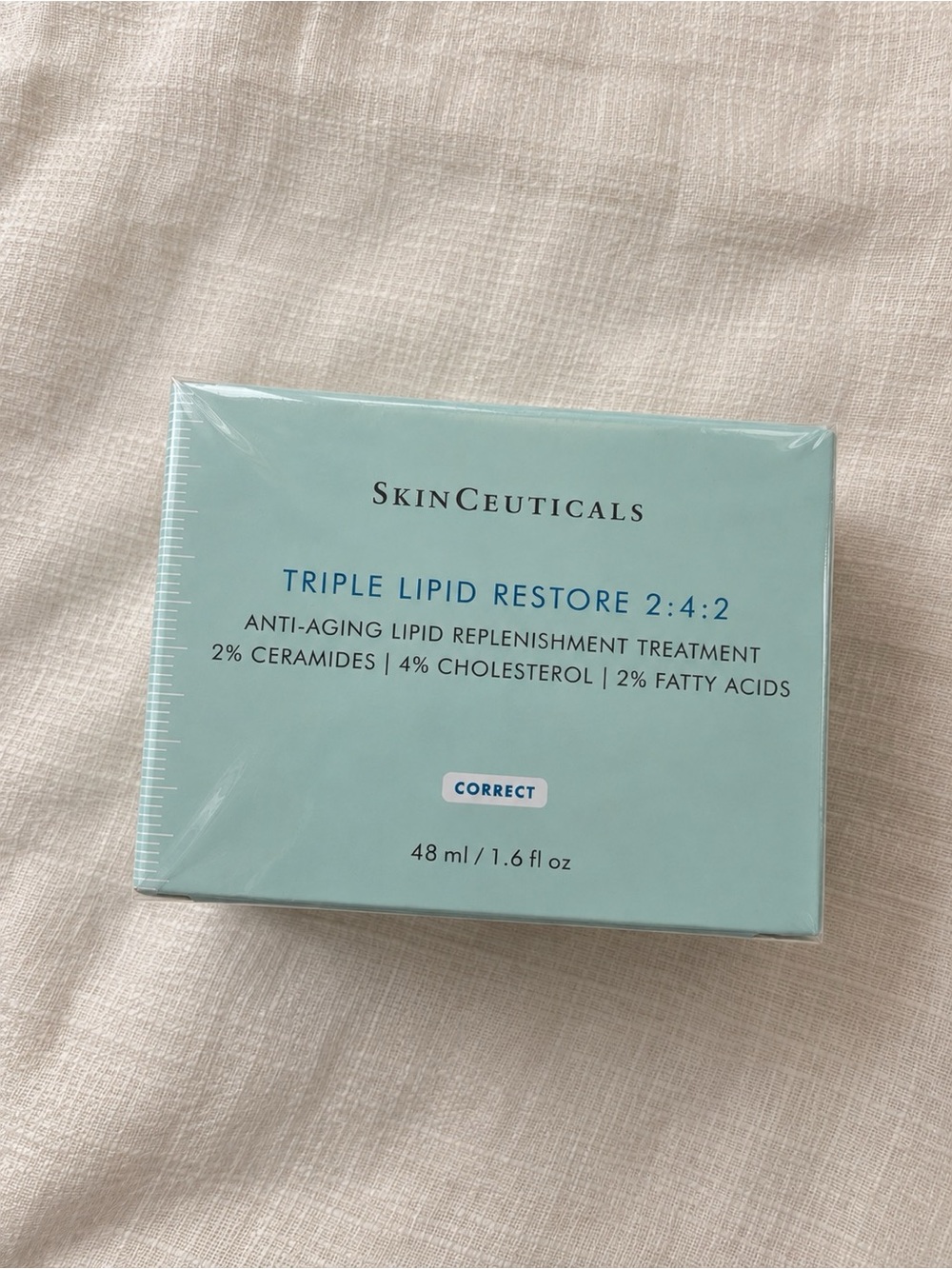 SkinCeuticals Triple Lipid Restore 2:4:2 - Light Aqua Box